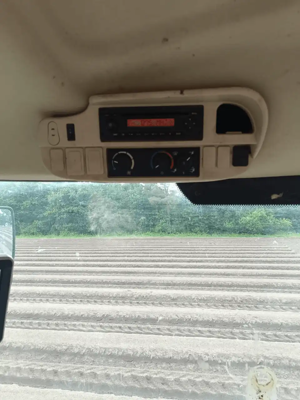 Photo JOHN DEERE 6130R